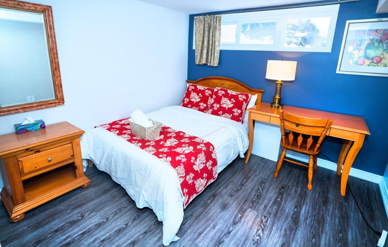 Вилла Cozy 3Br 2Bth Lower Unit, A Min To Hwy401, 404 & Dvp Торонто Экстерьер фото