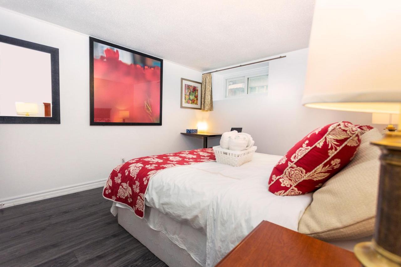 Вилла Cozy 3Br 2Bth Lower Unit, A Min To Hwy401, 404 & Dvp Торонто Экстерьер фото