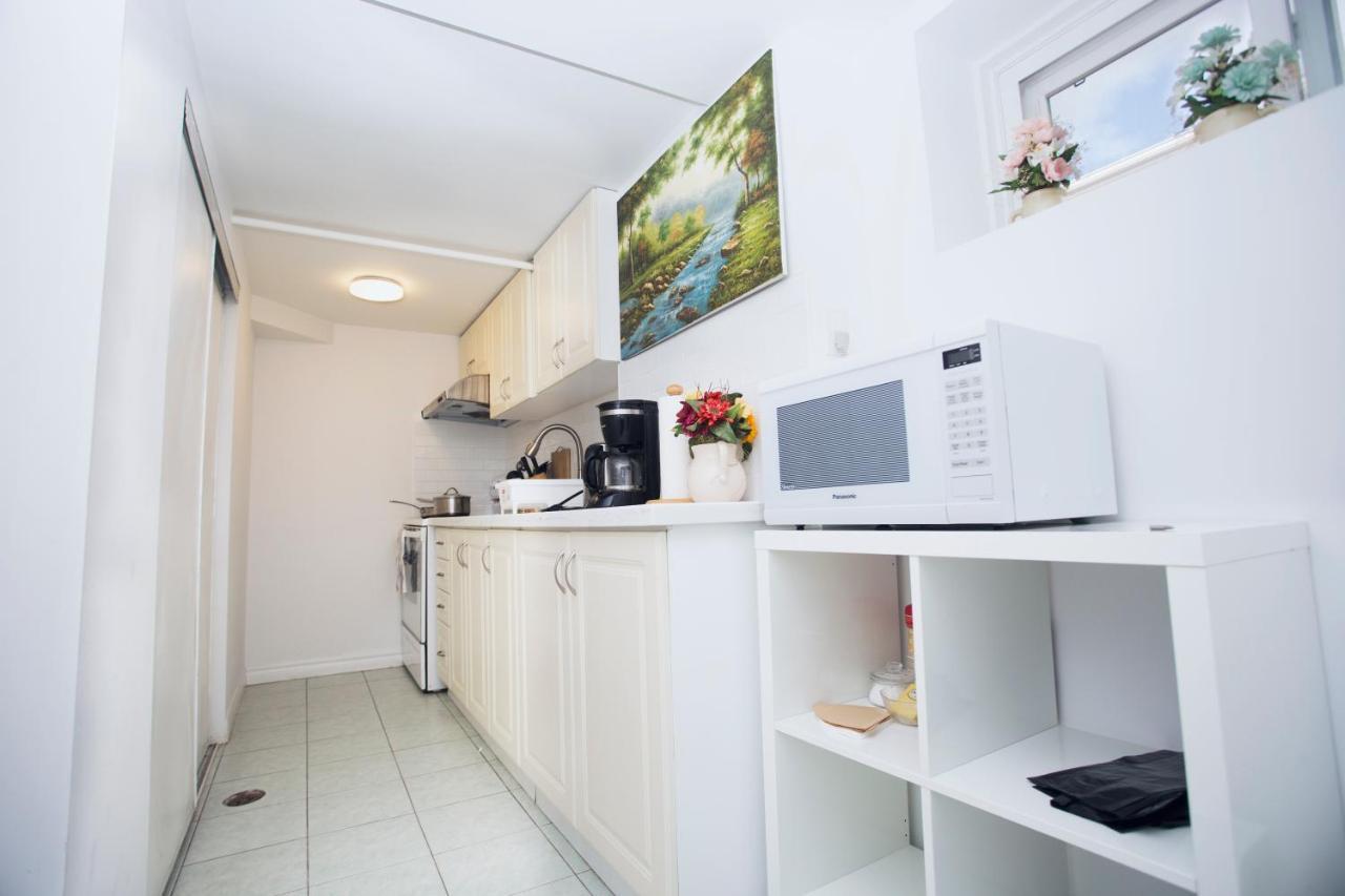 Вилла Cozy 3Br 2Bth Lower Unit, A Min To Hwy401, 404 & Dvp Торонто Экстерьер фото
